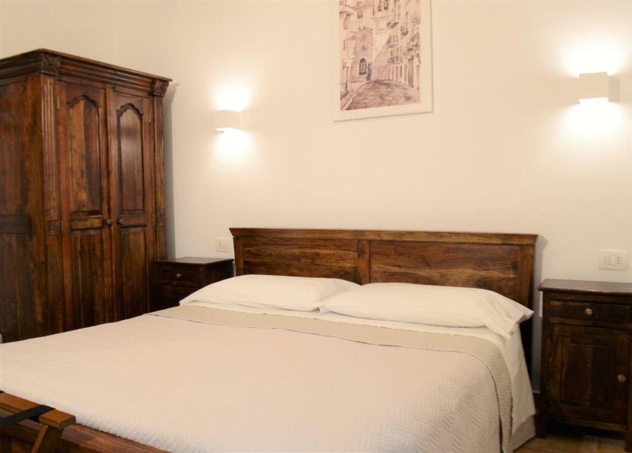 페트랄리아소타나 Il Castello B&B 외부 사진